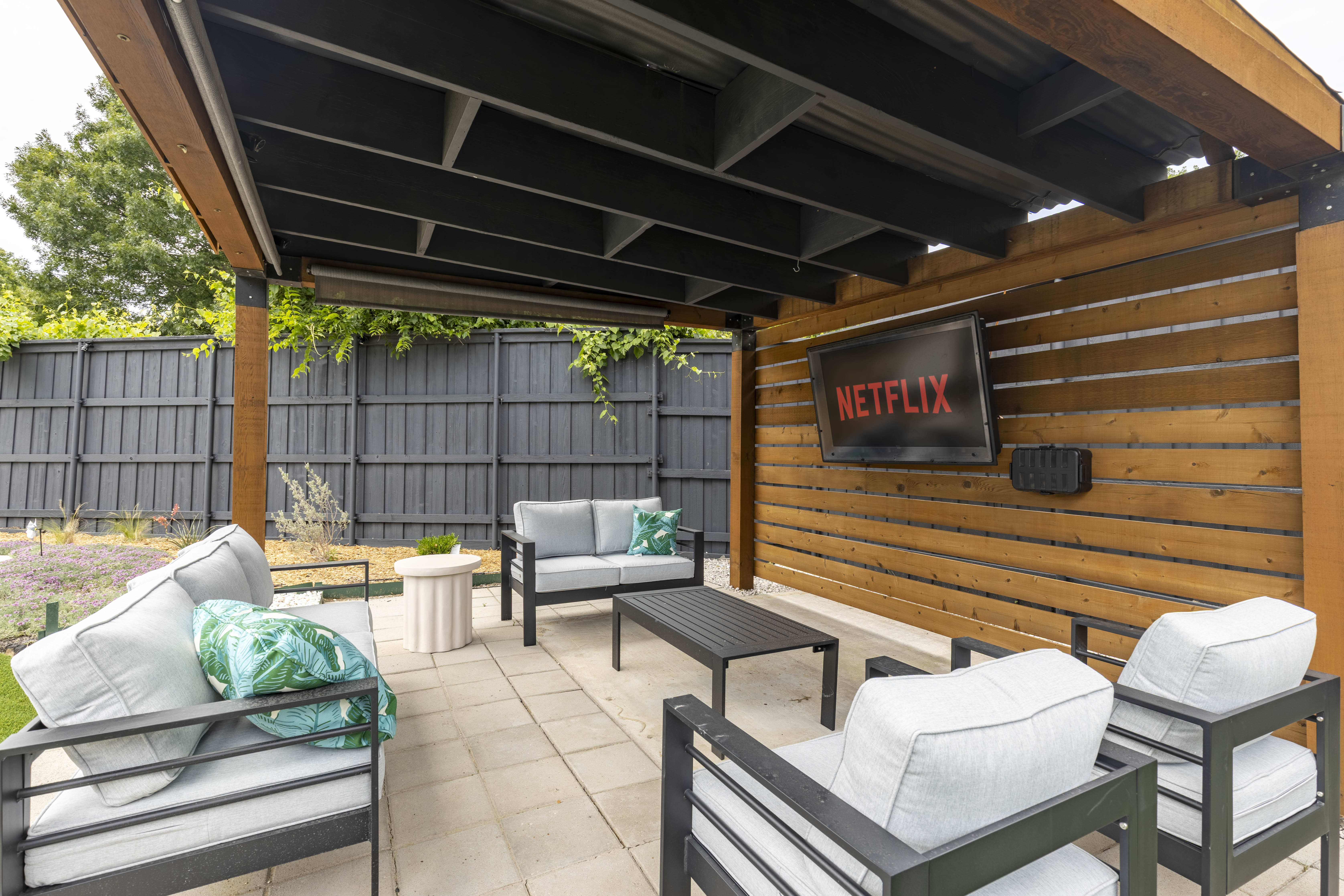 Backyard - Backyard Cabana 1