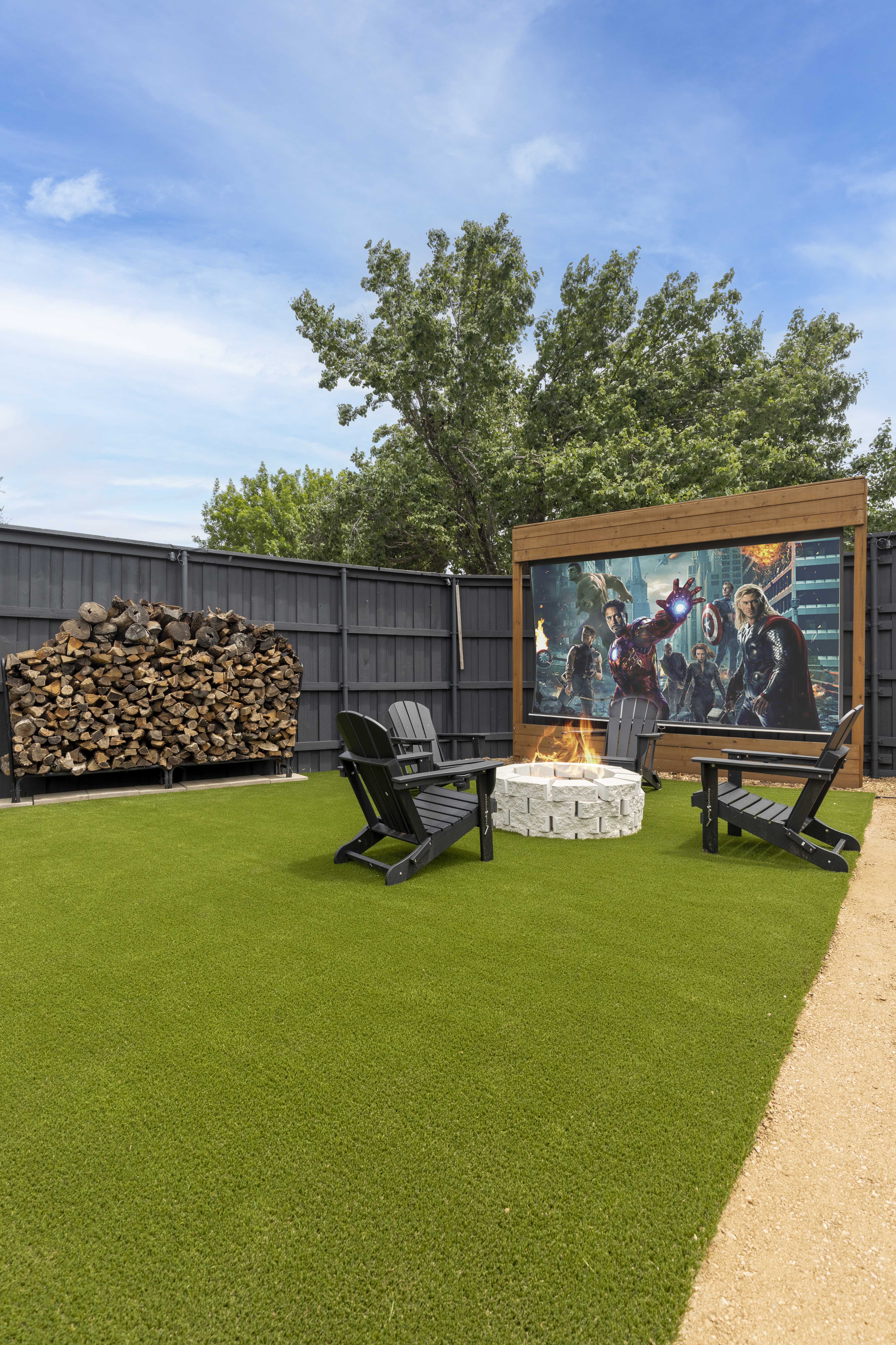 Backyard - Backyard Projector 3