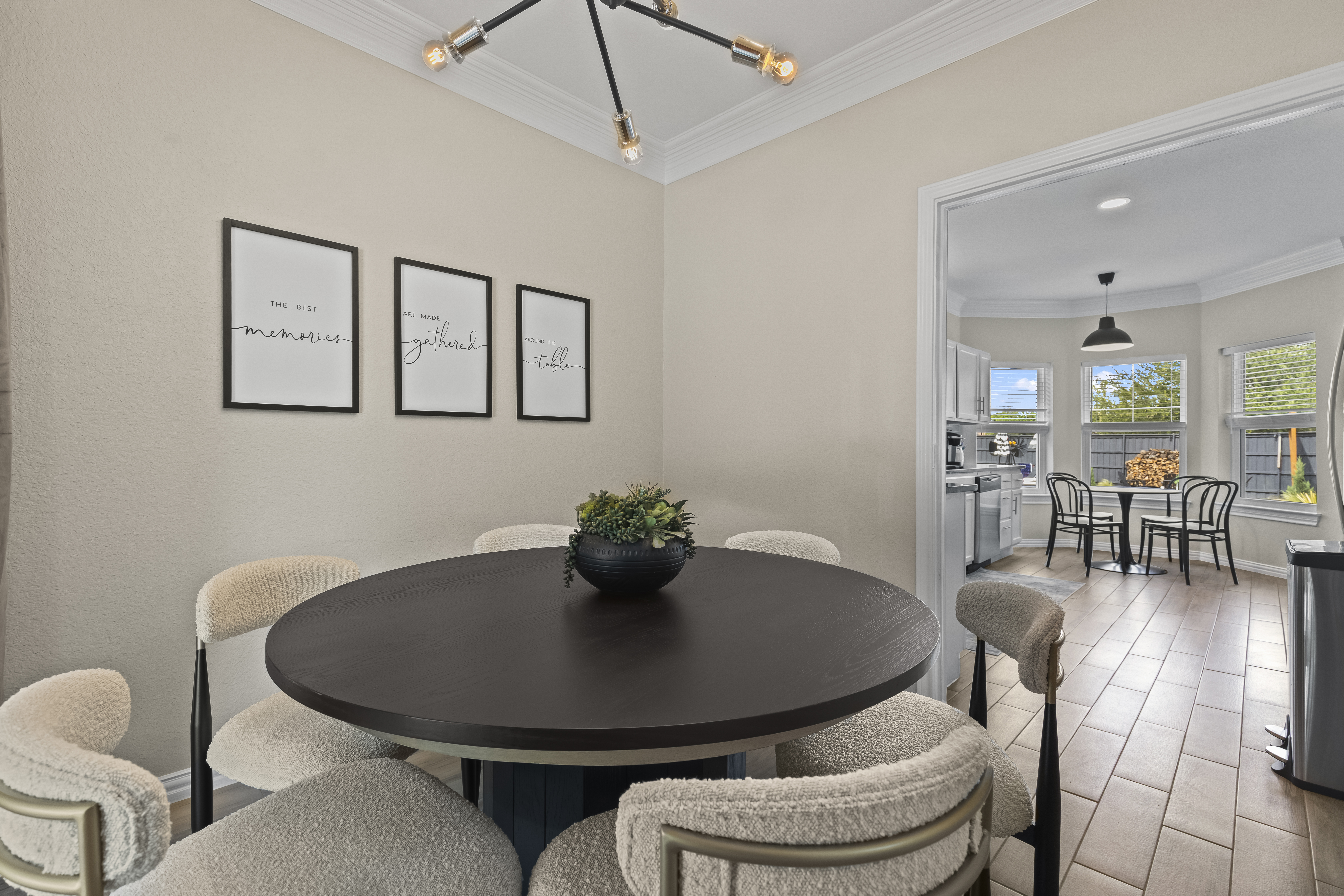 Dining Room - Dining Room 2