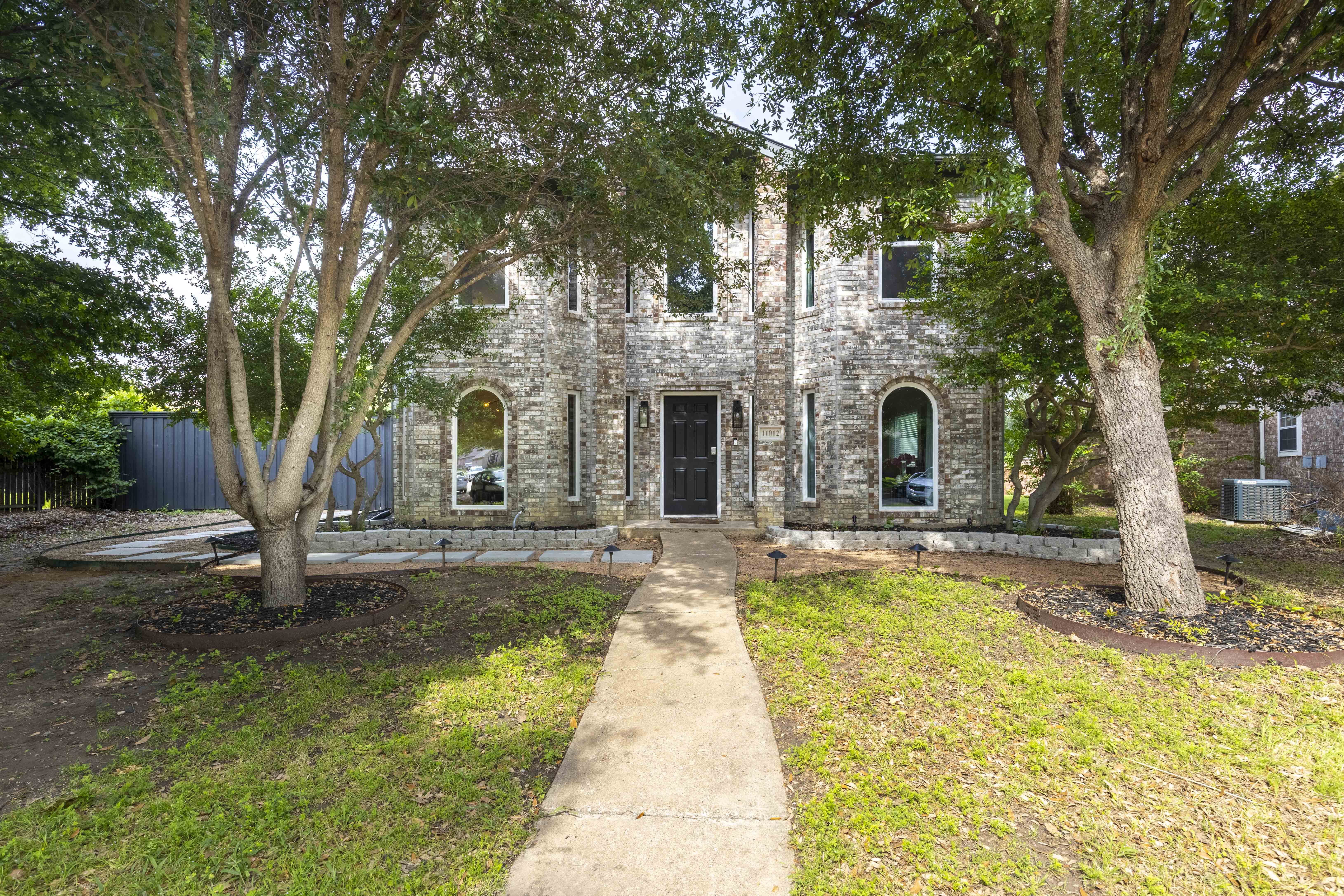 Exterior - Exterior 1