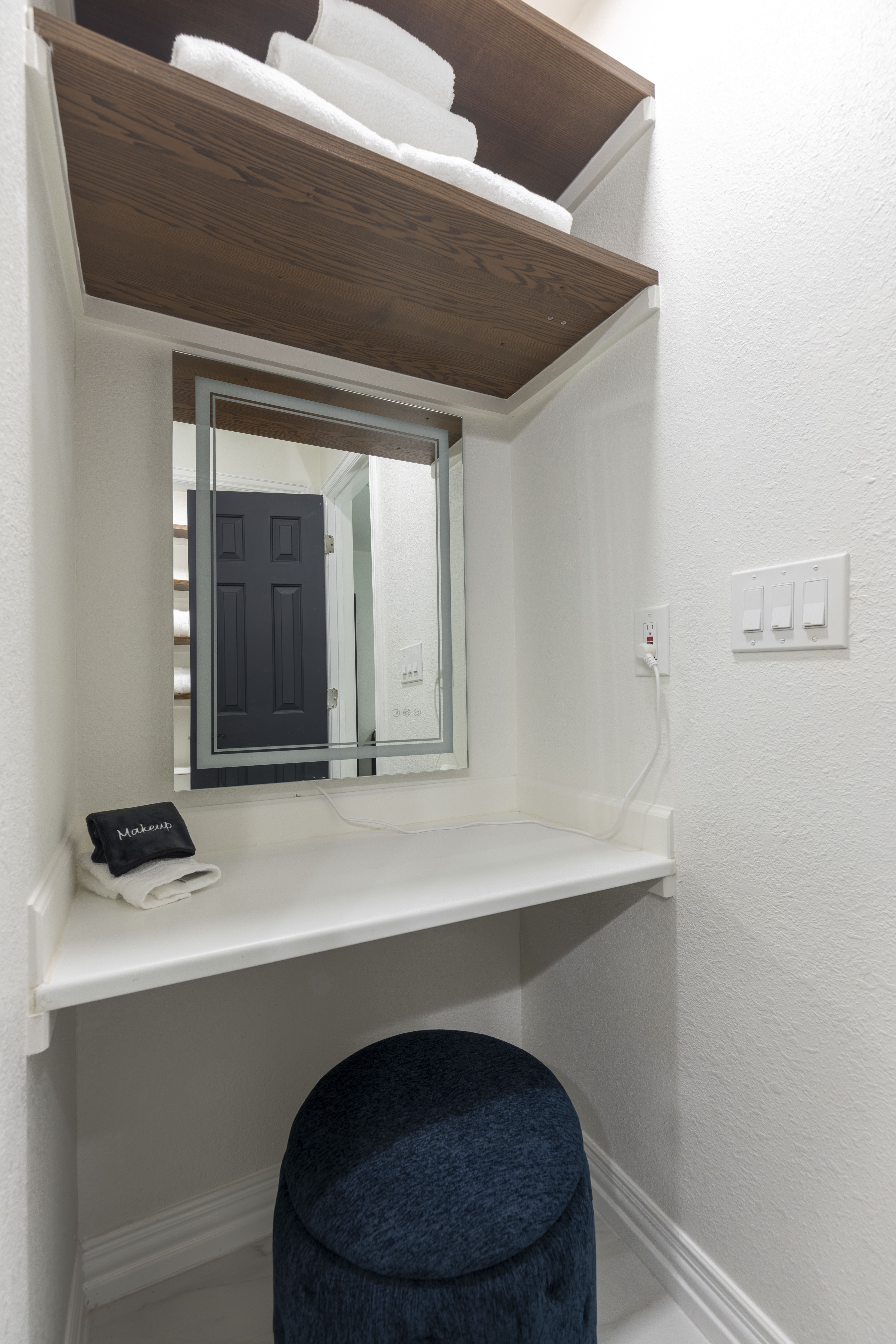 Master Bathroom - Master Bathroom 5